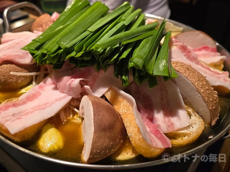 美味しん坊　四ツ谷　四谷三丁目　心山　ちゃんこ鍋　カレーちゃんこ